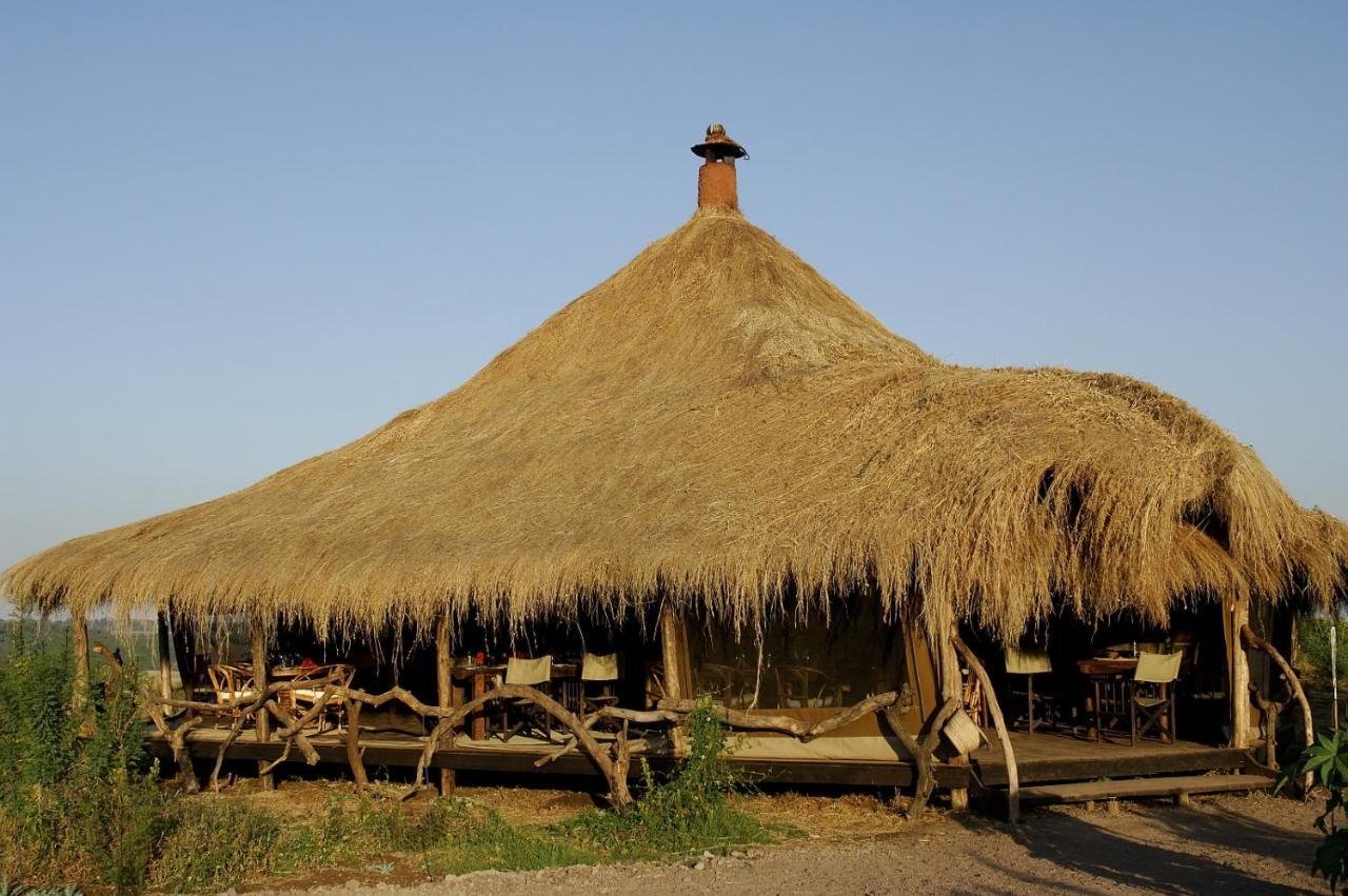 Crater Forest Tented Lodge Карату Экстерьер фото